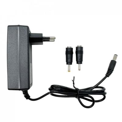 Блок питания импульсный 12,0V,  2,0A, 24W вилка на блоке, LP225 + 2 насадки (4,0*1,7/3,5*1,35)