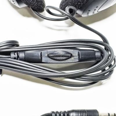 Наушники DEFENDER Aura HN-101 накладные, кабель 1,8 м., черные