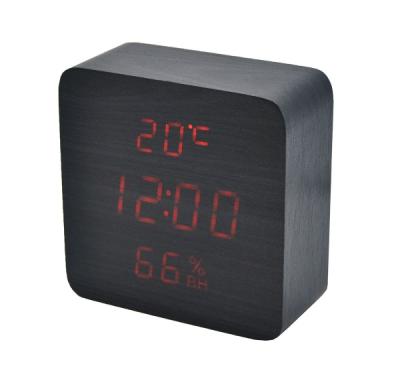 Часы VST872S-3 крас.цифры (ЧЕРНЫЕ) USB-5V/4*ААА