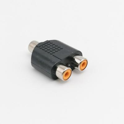 Переходник гн.RCA - 2 гн.RCA пластик