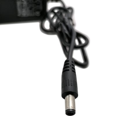 Блок питания импульсный  8,0V, 3,0A, 24W, вилка на блоке, LP106
