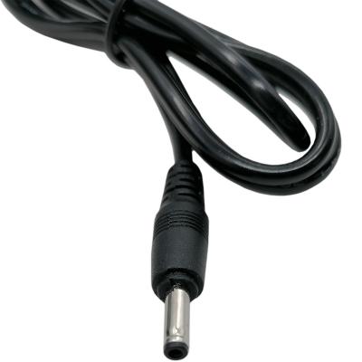 Блок питания импульсный  5,2V,  2,0A, 3,5х1,35 мм, вилка на блоке