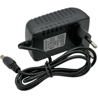 Блок питания импульсный 22V  1,0A, 5.5x2.5мм, вилка на блоке /23048