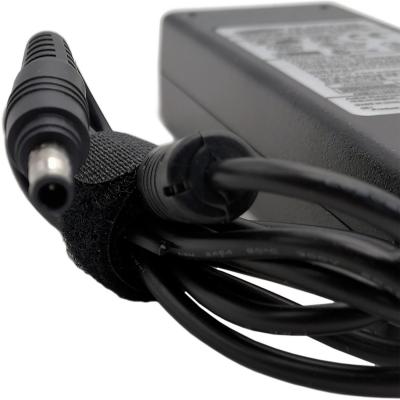 Блок питания импульсный 19,0V,  4,74A 5,5x3,0x1,0мм, "Samsung"