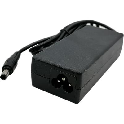 Блок питания импульсный 19,0V,  3,16A 5,5x3,0x1,0мм, "Samsung"