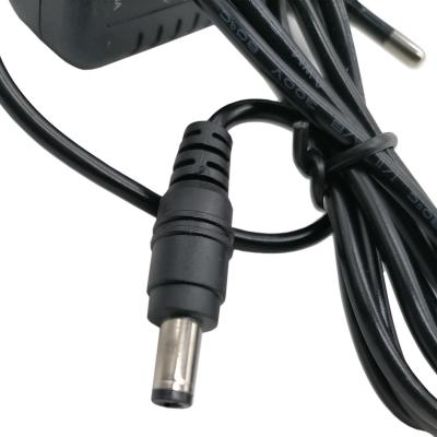 Блок питания импульсный  5,0V,  2,0A, 2,5х5,5 мм, вилка на блоке /90105/**