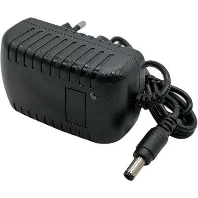 Блок питания импульсный 22V  1,0A, 5.5x2.5мм, вилка на блоке /23048