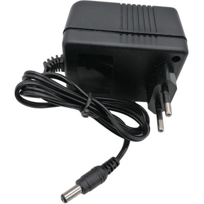 Блок питания трансформаторный 15,0V,  1A, не стаб., вилка на блоке