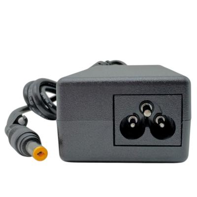 Блок питания импульсный 19,0V,  3,42A, 4,8x1,7мм "TOSHIBA"