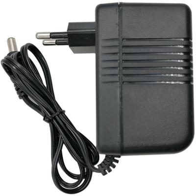 Блок питания трансформаторный 24,0V,  500mA, не стаб., вилка на блоке