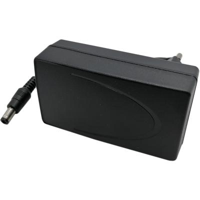 Блок питания импульсный 10,0V, 2,0A, 20W, вилка на блоке, LP124
